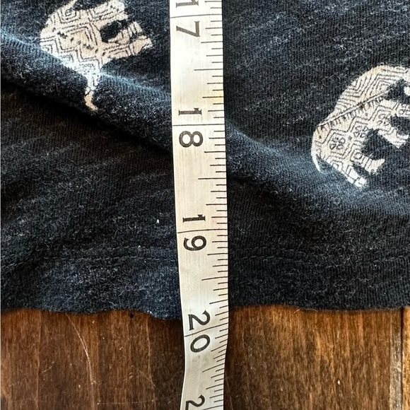 Mudd Charcoal Tee with Elephant Pattern - Picture 6 of 6